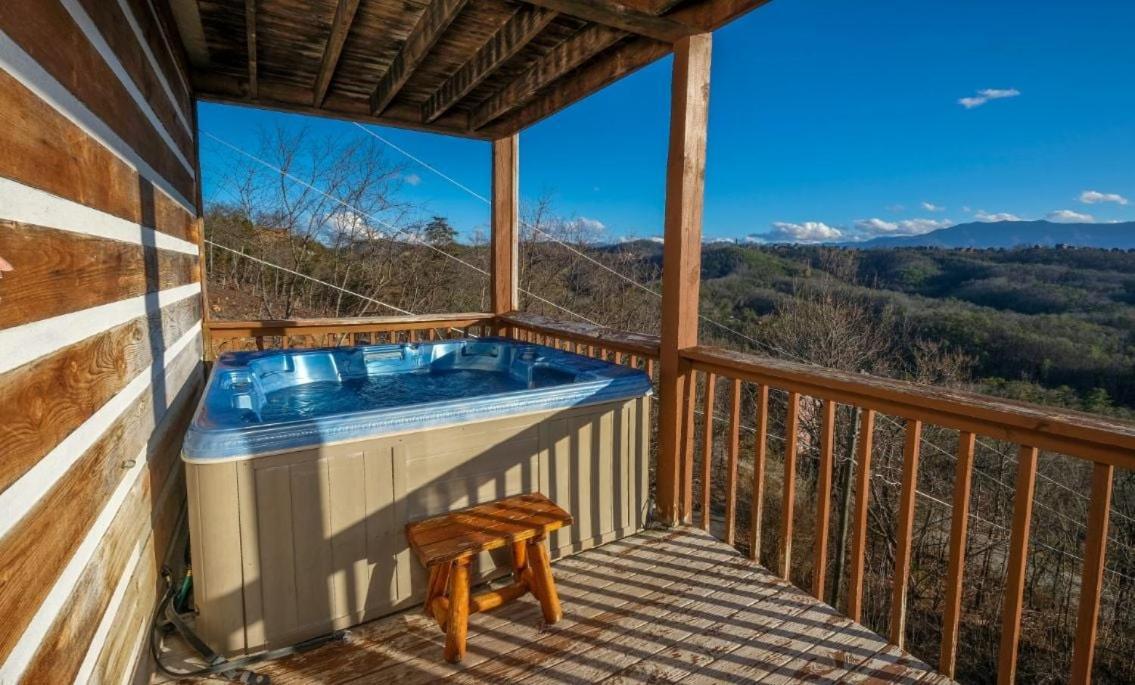 Smoky View With A Twist Villa Pigeon Forge Exterior foto